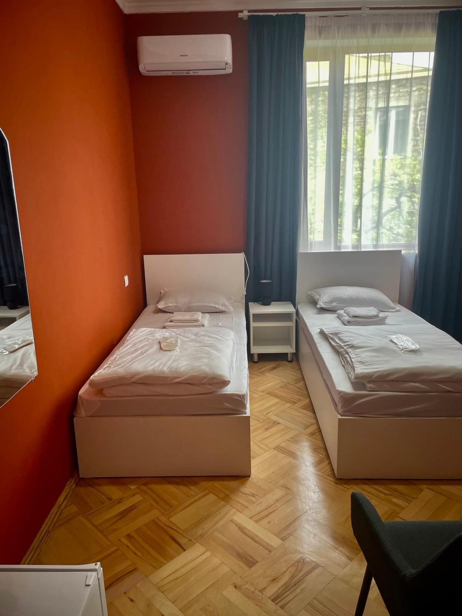 תלאווי Guest House Top Floor חדר תמונה